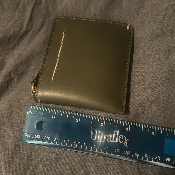 Fossil Olive Green Leather Zip Card Case Wallet - Picture 6 of 7